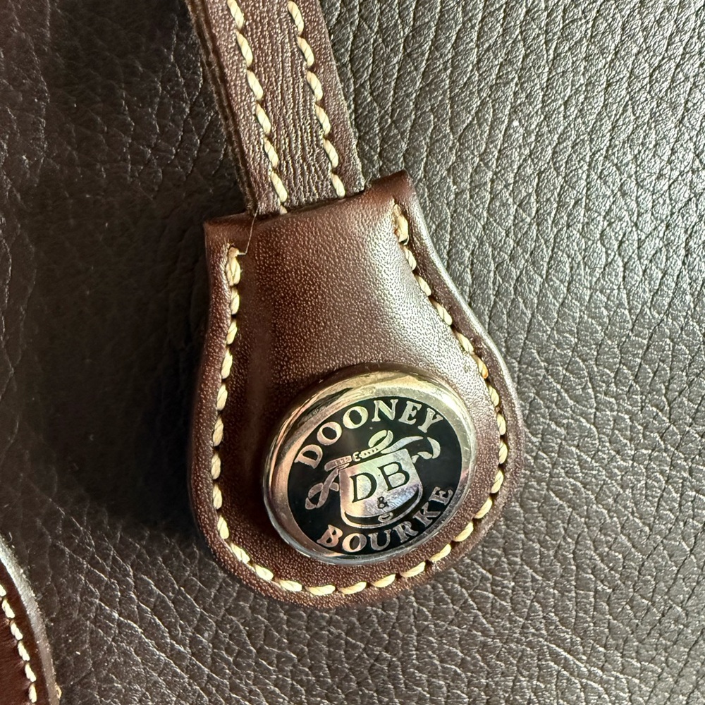 Dooney & Bourke Brown Leather Shoulder Bag with Tan Trim - Picture 6 of 6
